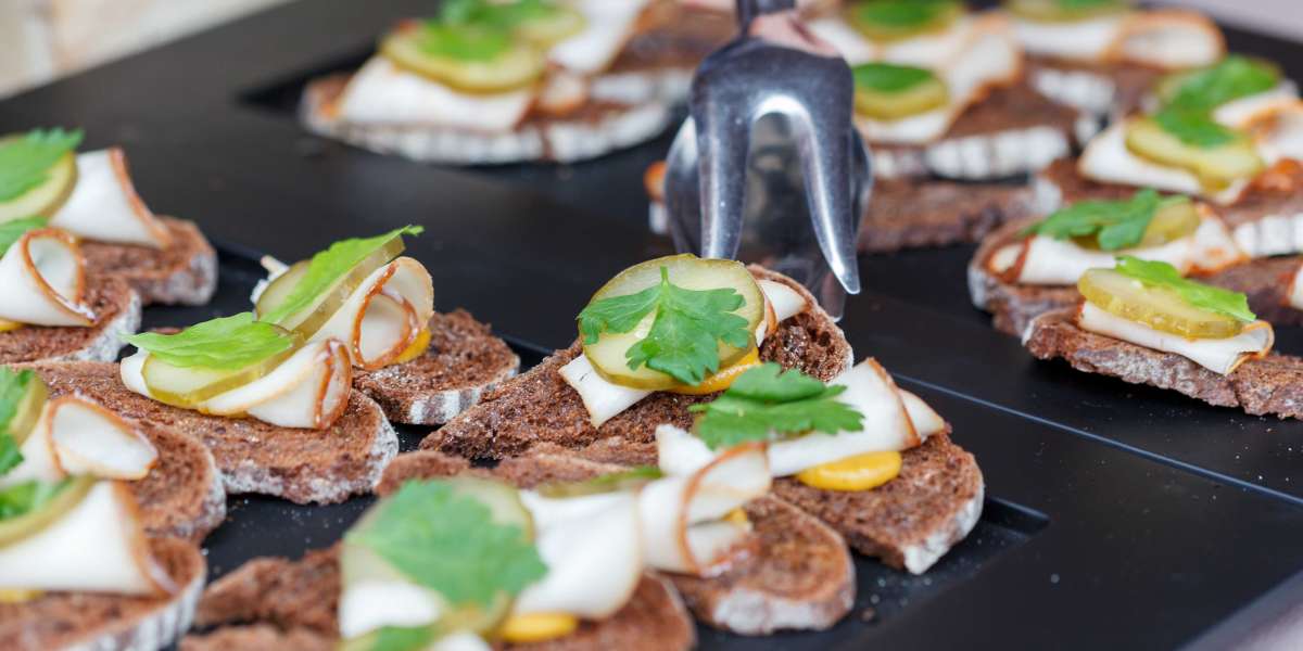 7 Tips to Organize Your Event Catering in Melbourne